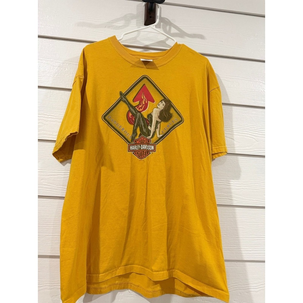 B- 035- Harley-Davidson Beartooth Billings Montana Bear Pinup T-Shirt Yellow XL